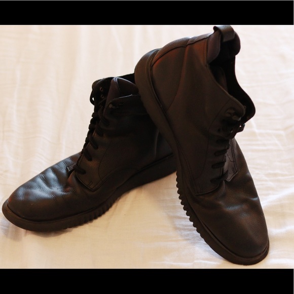 Cole Haan 2.0 Grand OS Boot/Sneaker Hybrid (Black) - Picture 3 of 11